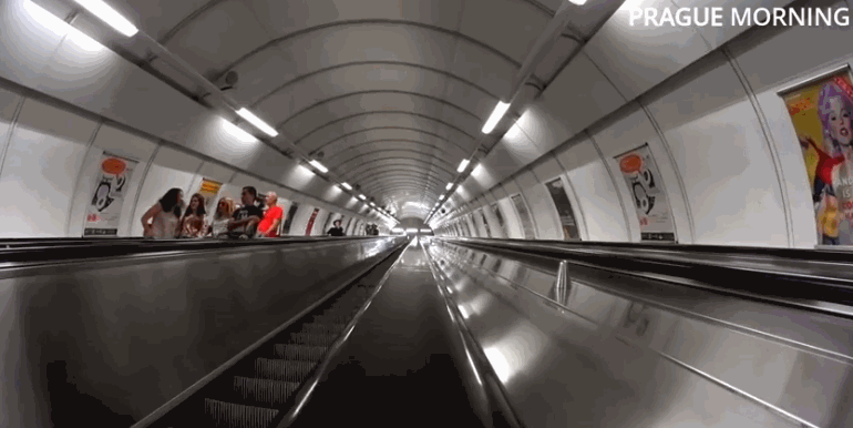 Prague Metro dizzy effect